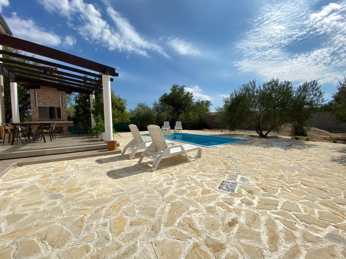 Villa Bubica- Cozy Holiday Home In Rural Area With Pool Stankovci  Ngoại thất bức ảnh